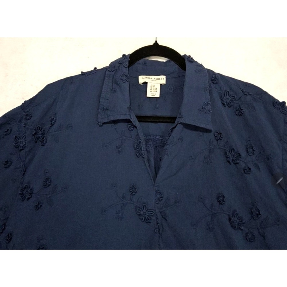 Laura Ashley Blouse 2X Floral Embroidery Eyelet 3D Cottagecore Balloon Sleeve - Picture 1 of 8